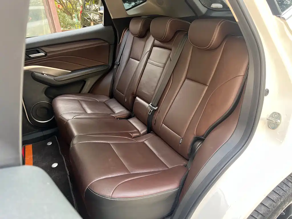 WEI PAI WEI BRAND VV6