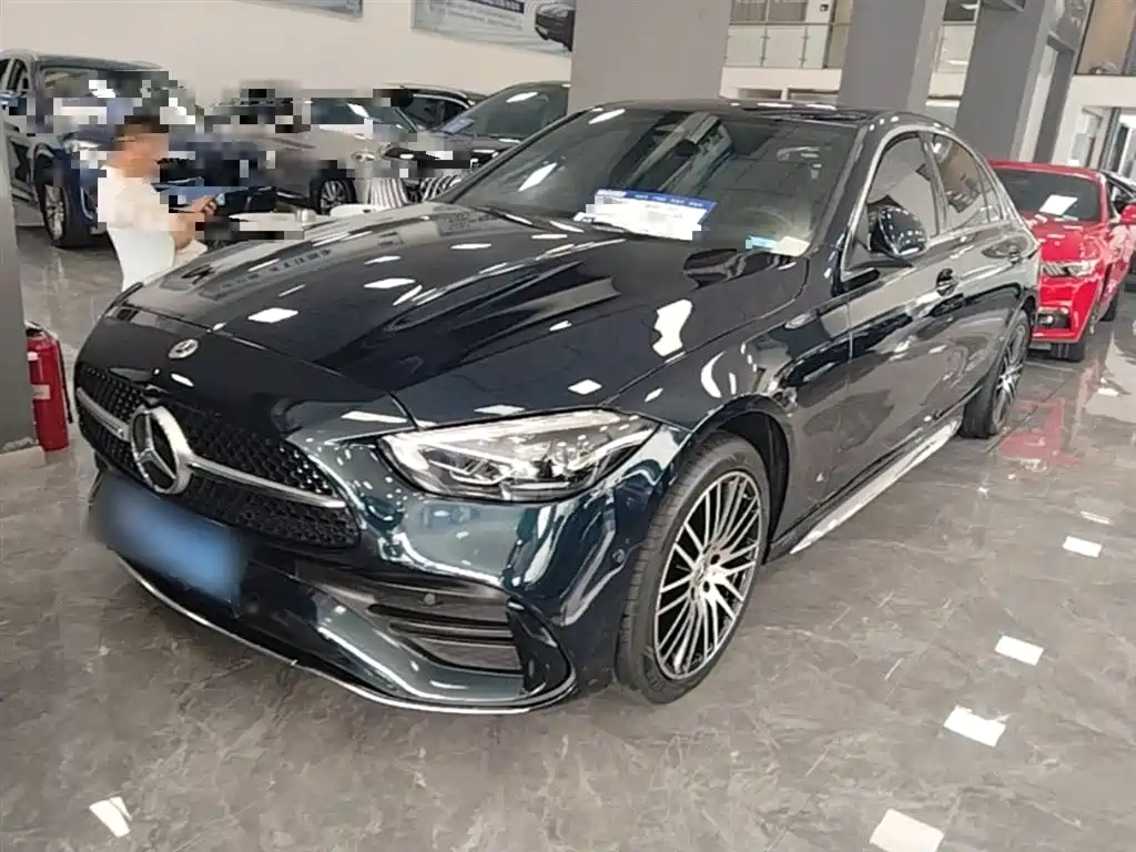 Mercedes-Benz C-Class 2024