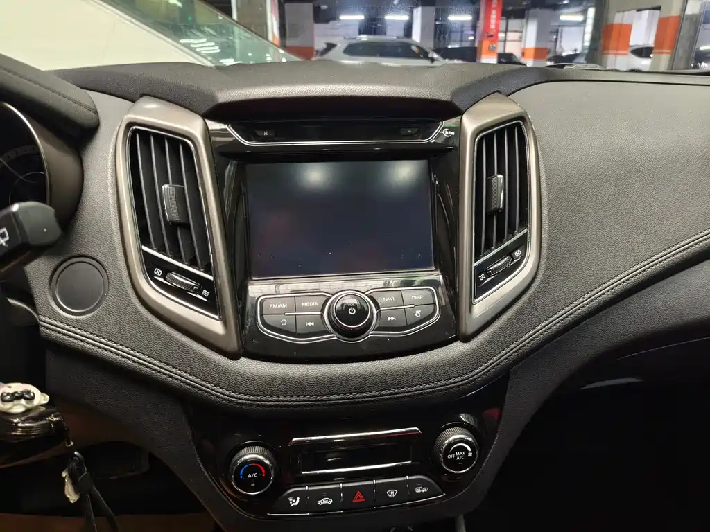Changan Eado XT — миниатюра 13