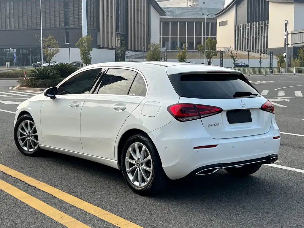 MERCEDES-BENZ A CLASS