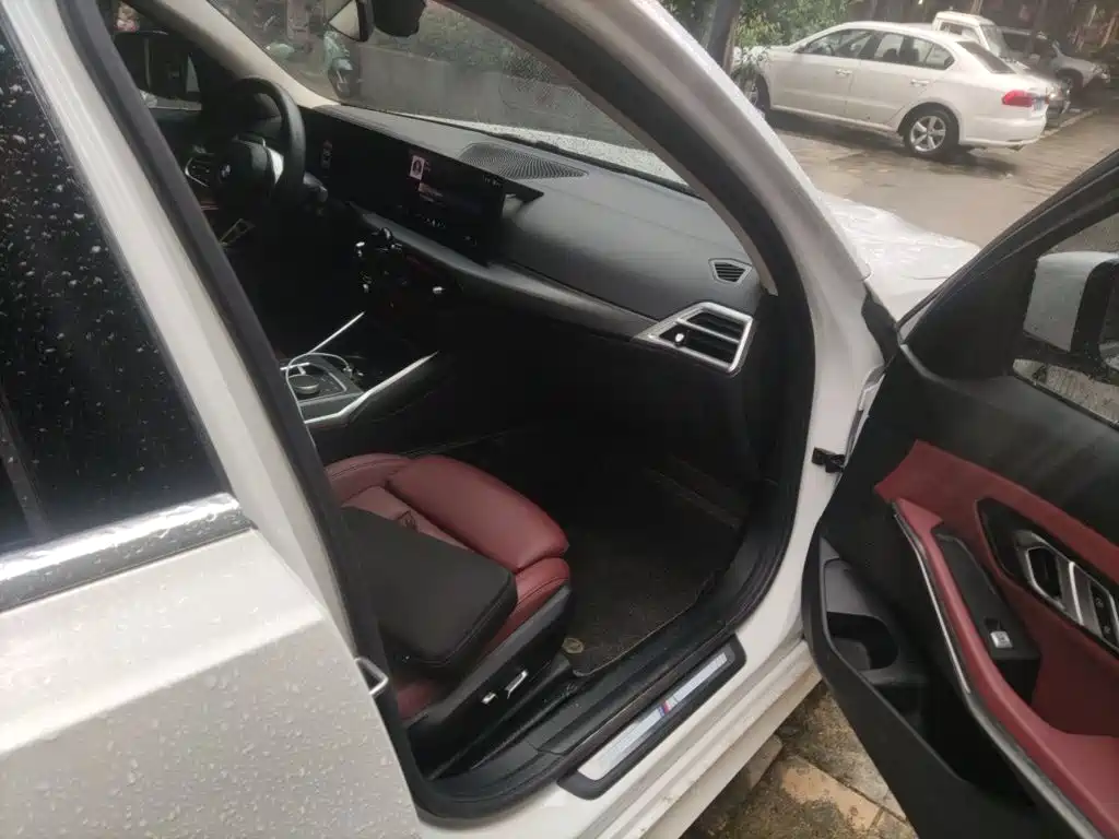BMW 3 Series — миниатюра 19