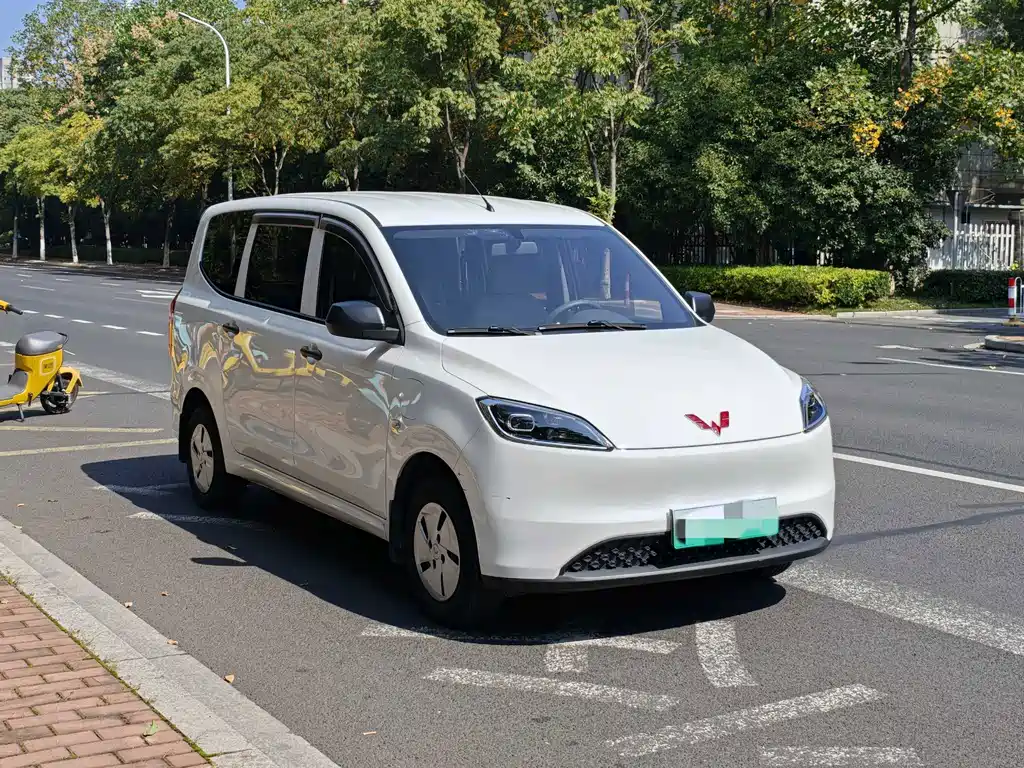 Wuling Hongguang EV — миниатюра 3