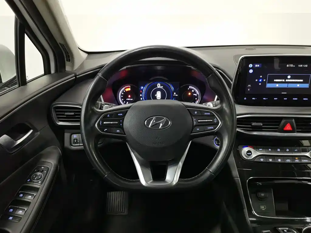 Hyundai Santa Fe — миниатюра 11