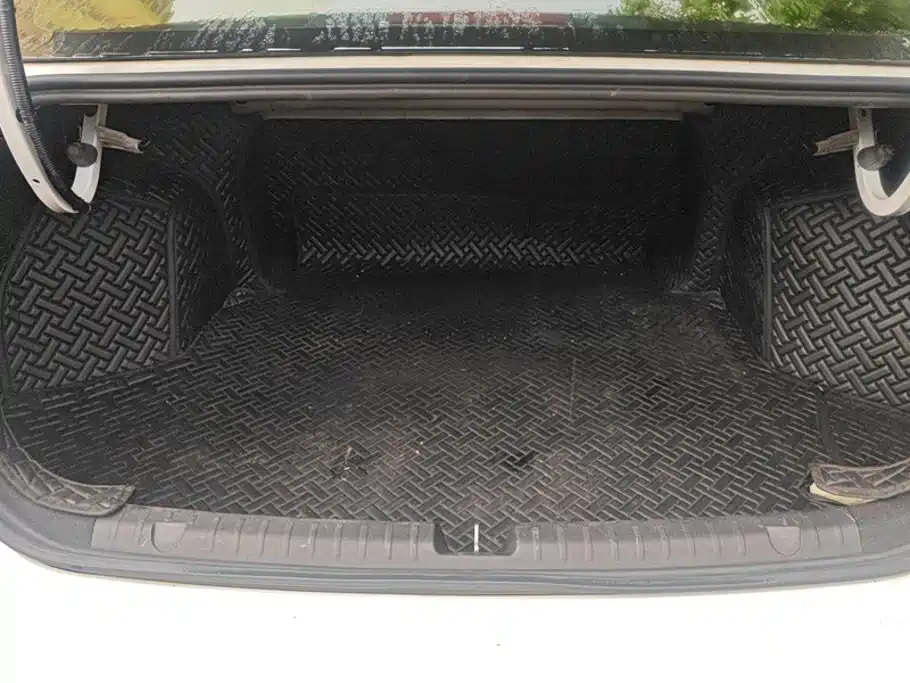 Geely Emgrand 2022 4 1.5L CVT Flagship