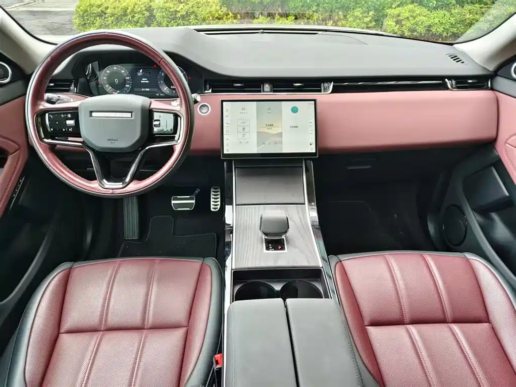Land Rover Range Rover Evoque 2024 L SE