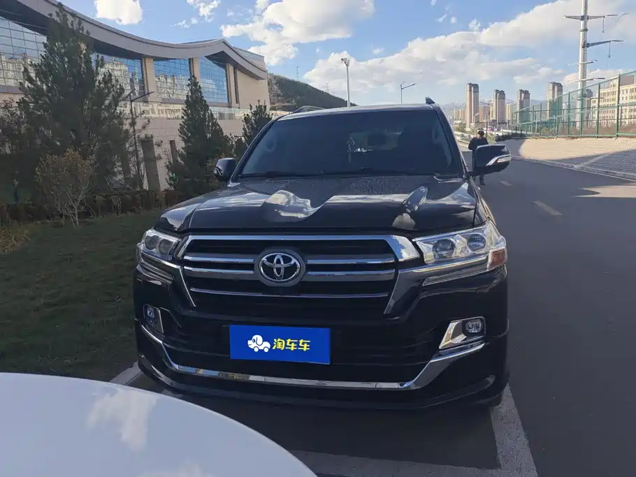 Toyota Land Cruiser — миниатюра 2