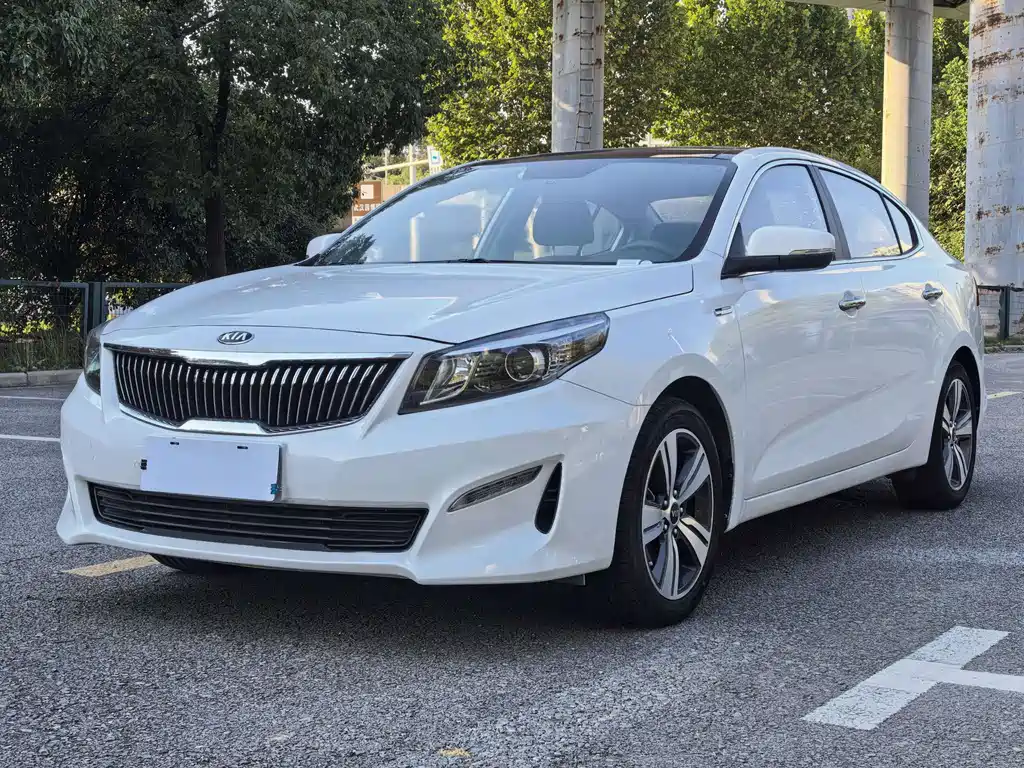 Kia K4