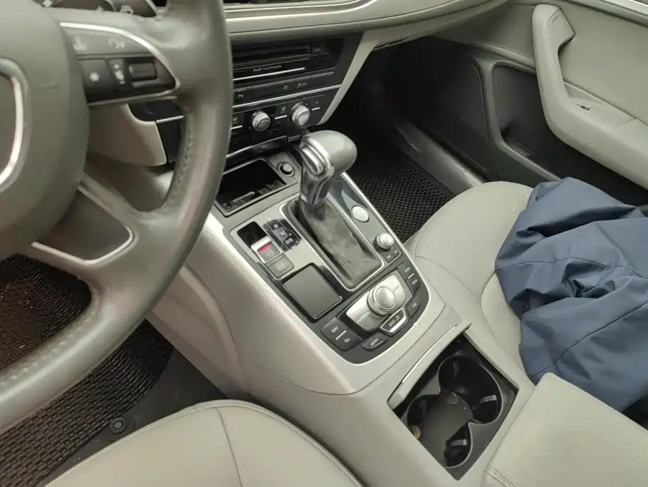 Audi A6L — миниатюра 16
