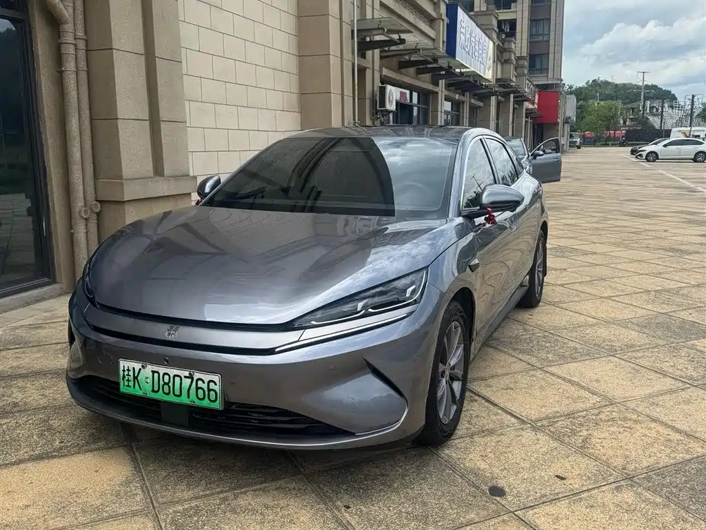 Byd Qin L 2025