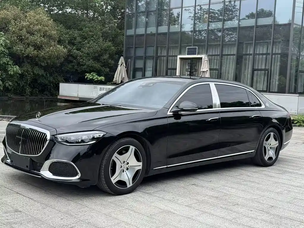 Mercedes-Benz S-Class 2025
