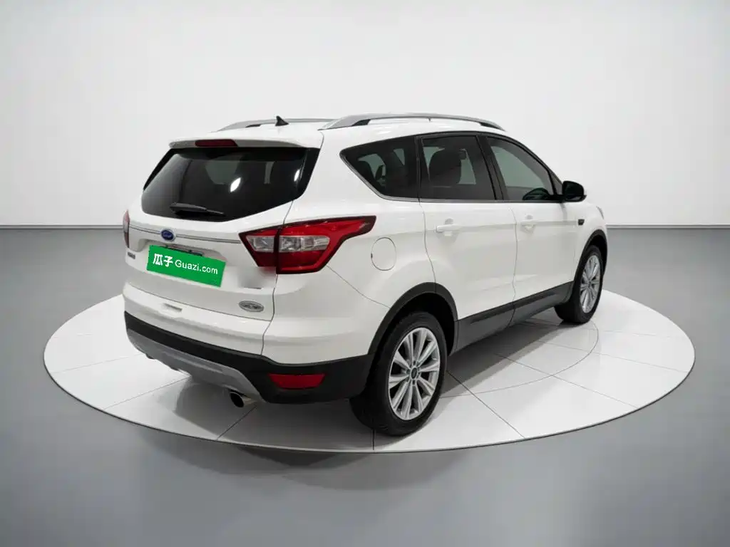 Ford Kuga — миниатюра 4
