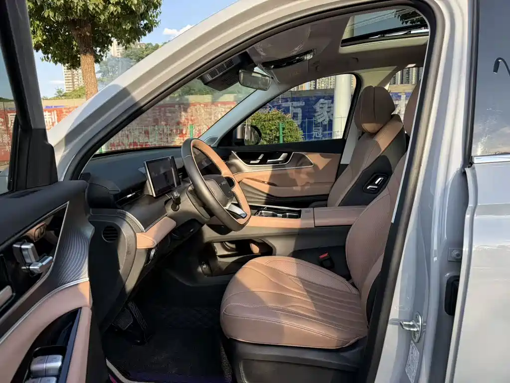 Chery Tiggo 8L — миниатюра 4