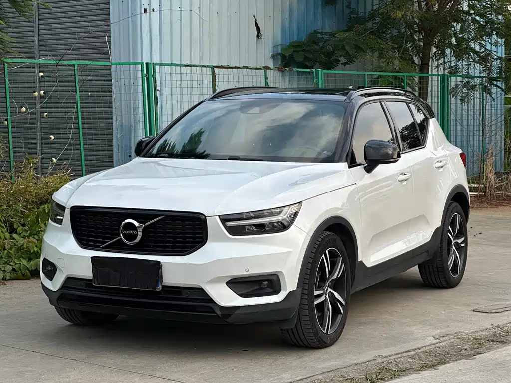 Volvo XC40