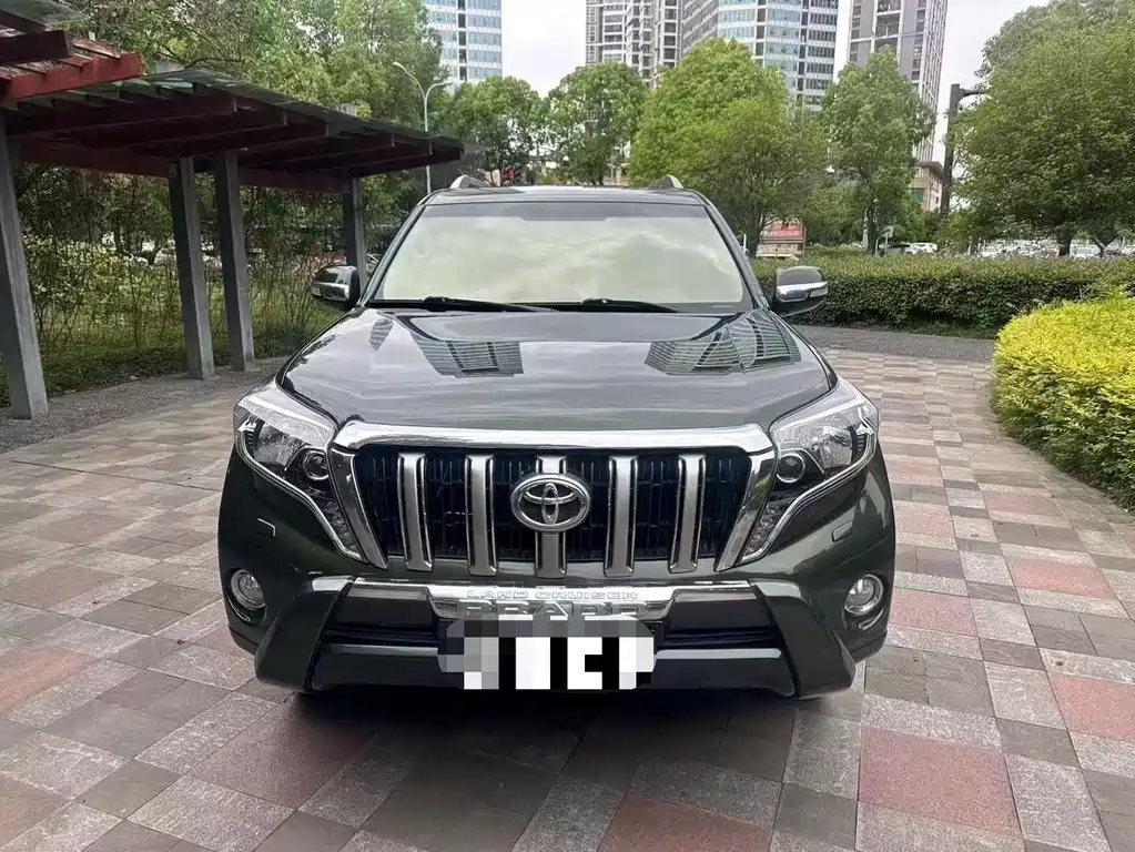 Toyota Prado (Import) 2014