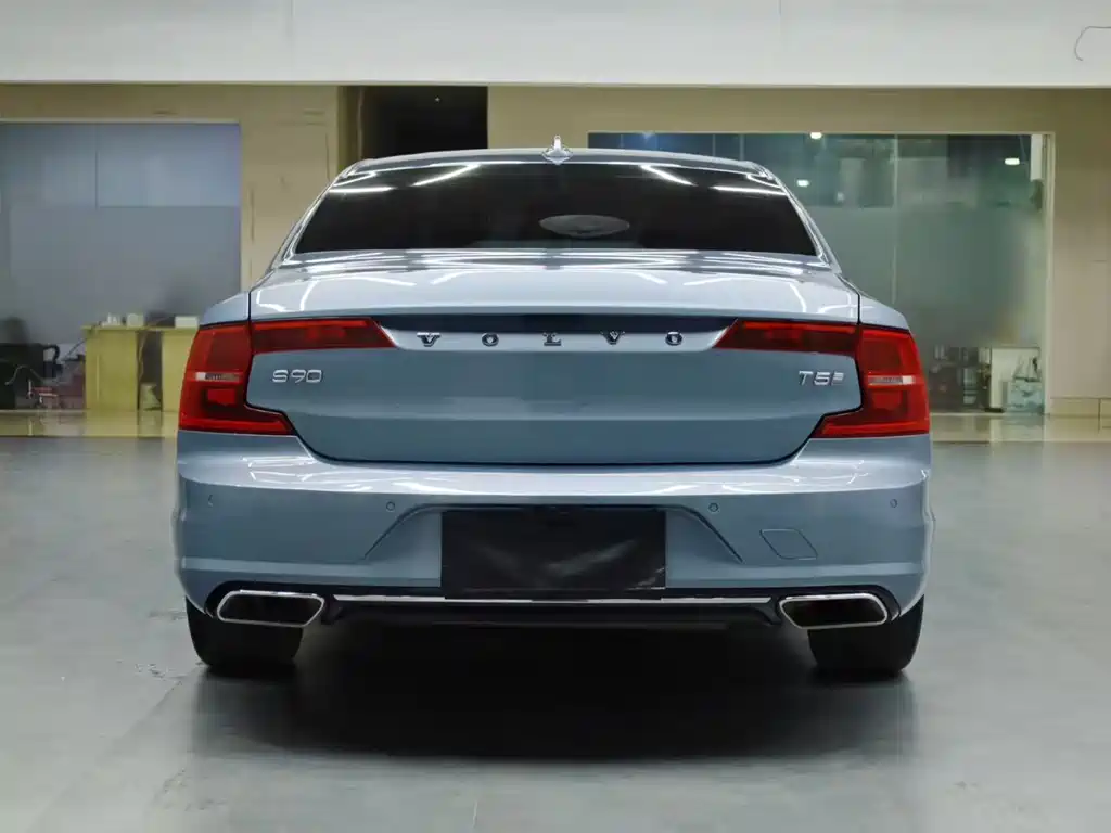 Volvo S90 — миниатюра 3