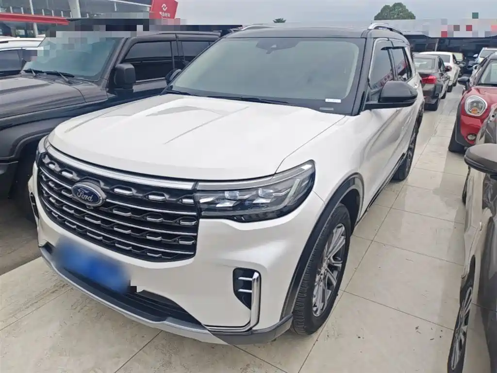 Ford Explorer 2024