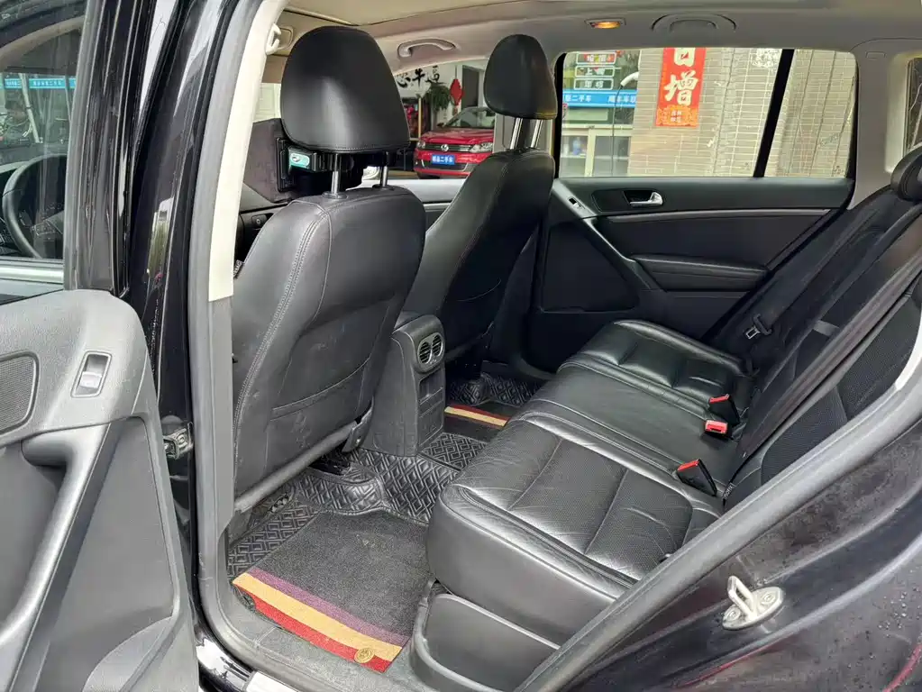 Volkswagen Tiguan 2013 1.8TSI AT Luxury