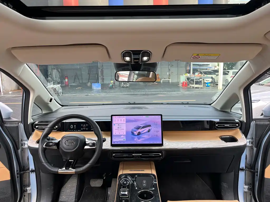 GAC Motor 传祺E8 PHEV — миниатюра 16