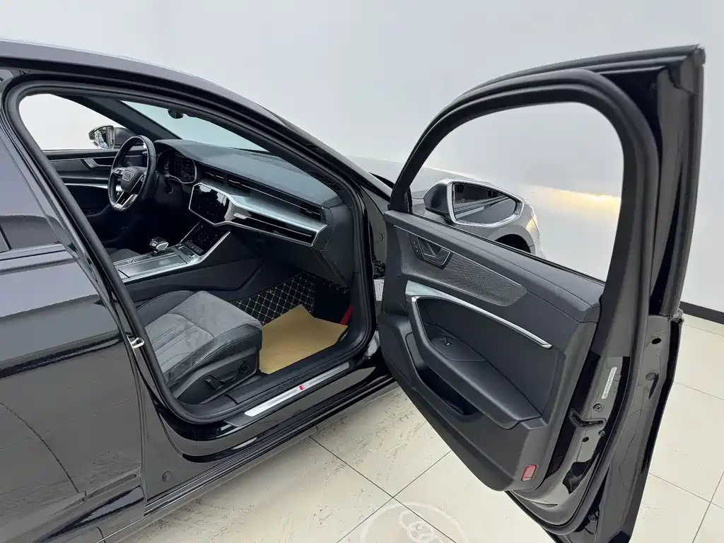 Audi A6L — миниатюра 8