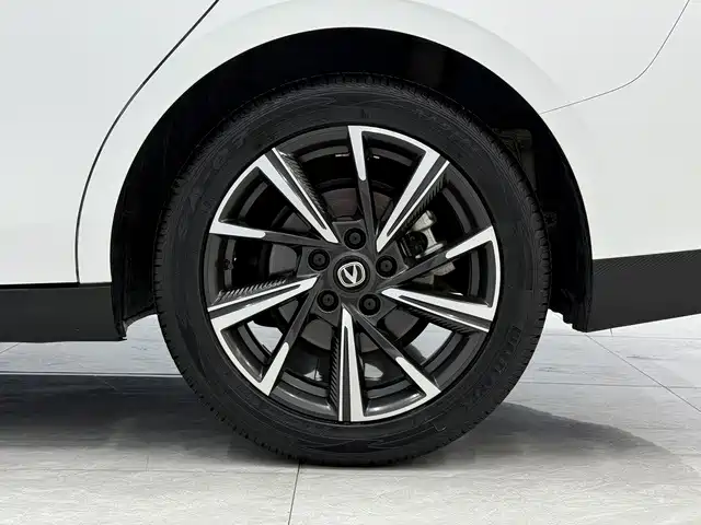 Changan Yida — миниатюра 12