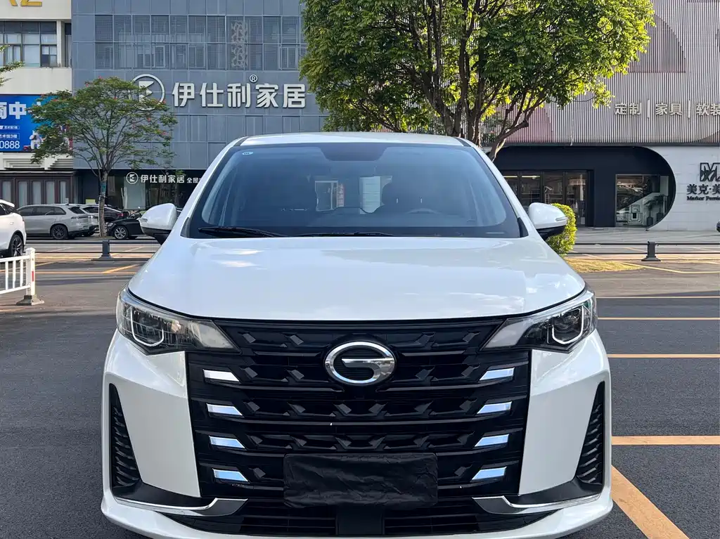 GAC Motor Trumpchi M6 - фото 2