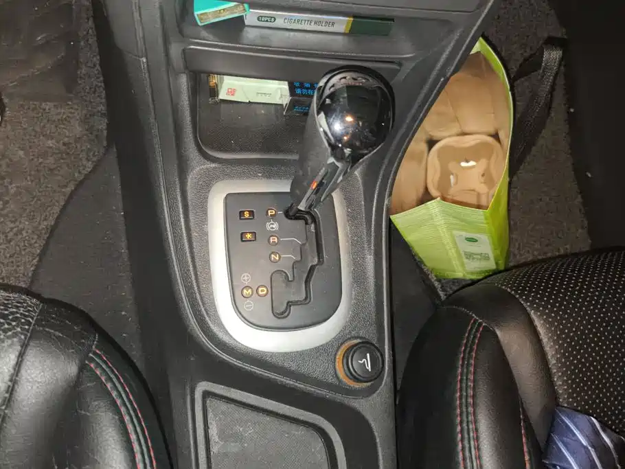 Peugeot 308 — миниатюра 15