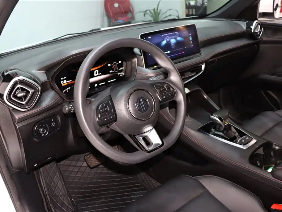 MG 5 2025 300TGI Flagship