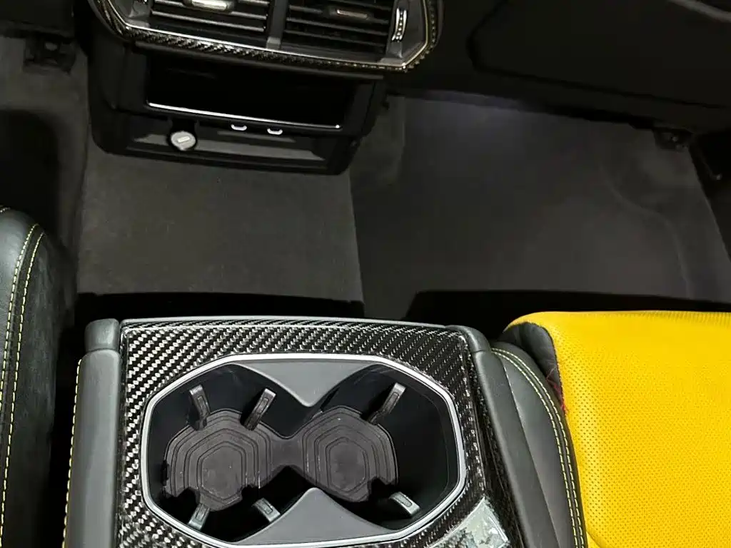 Lamborghini Urus — миниатюра 7