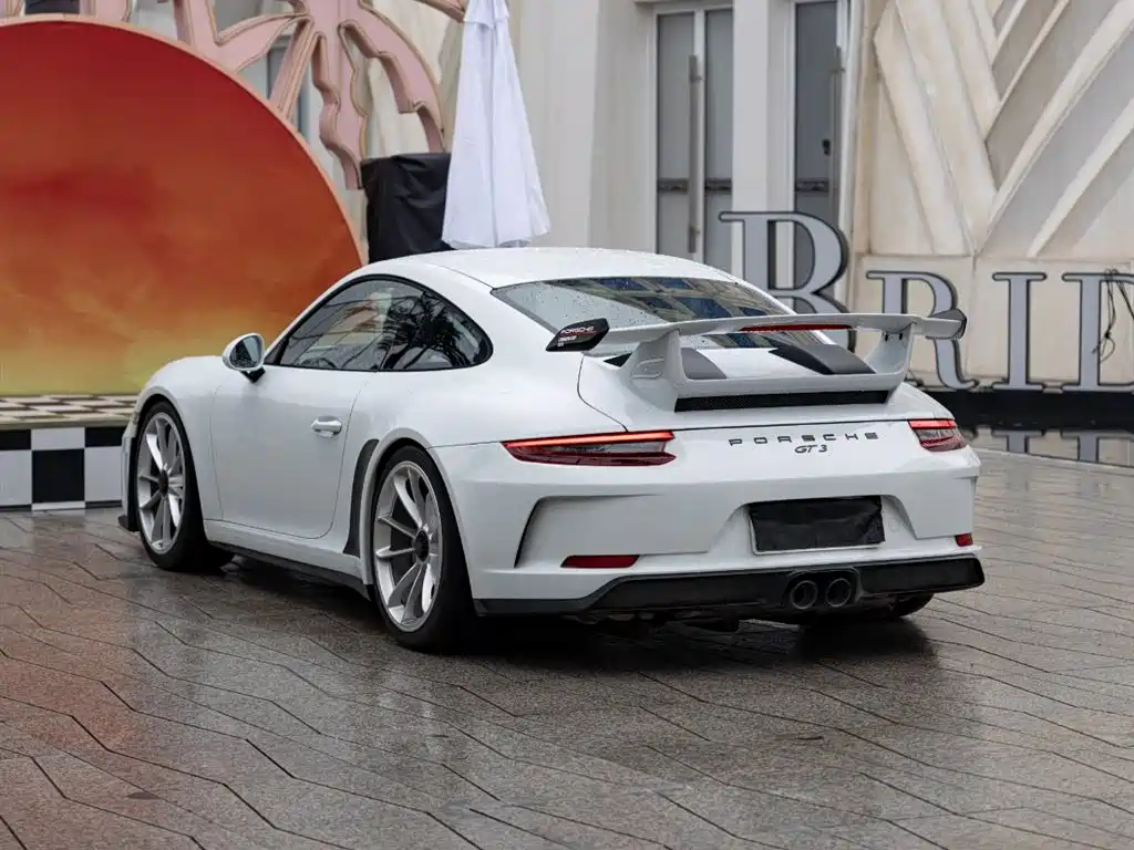 Porsche 911 2018 GT3 4.0L