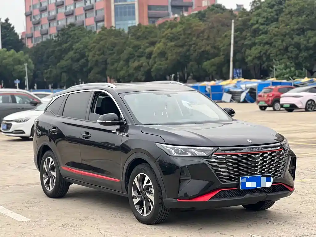 DONGFENG AX7