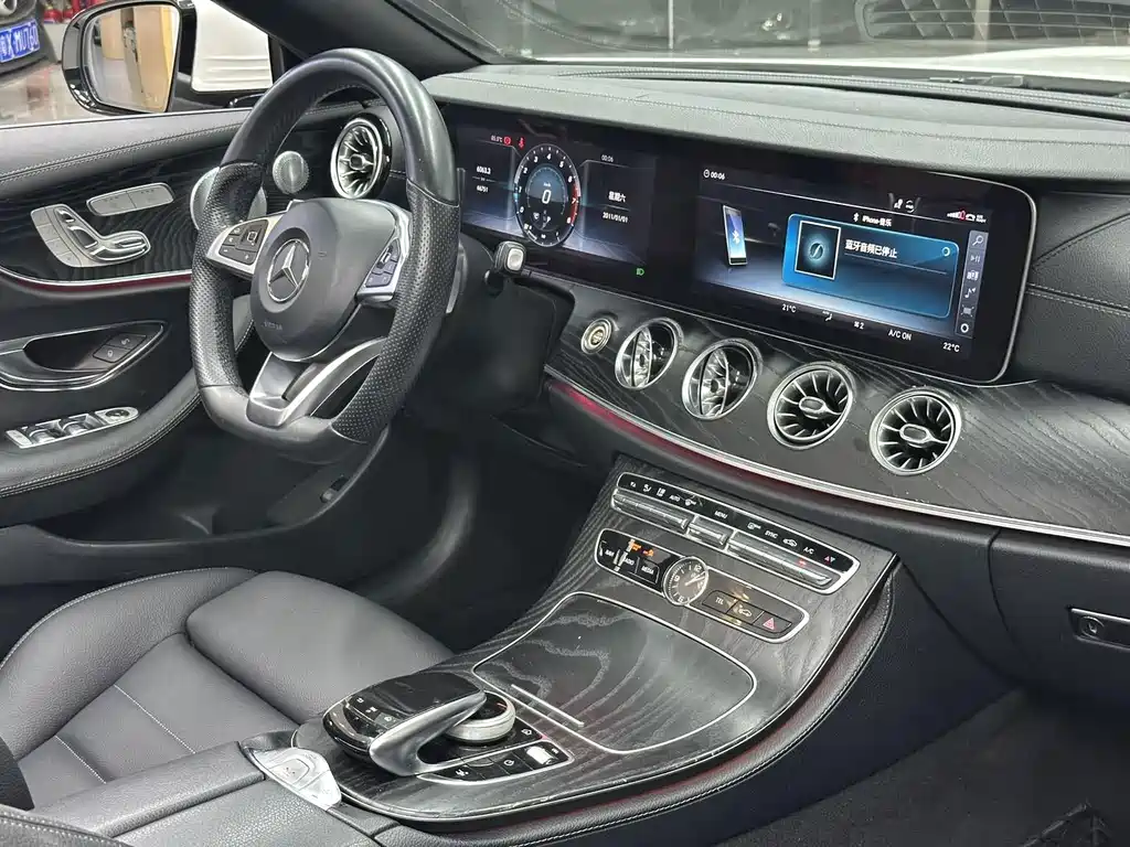 Mercedes-Benz E-Class (Import) — миниатюра 9