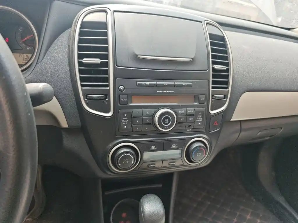 Nissan Sylphy — миниатюра 6