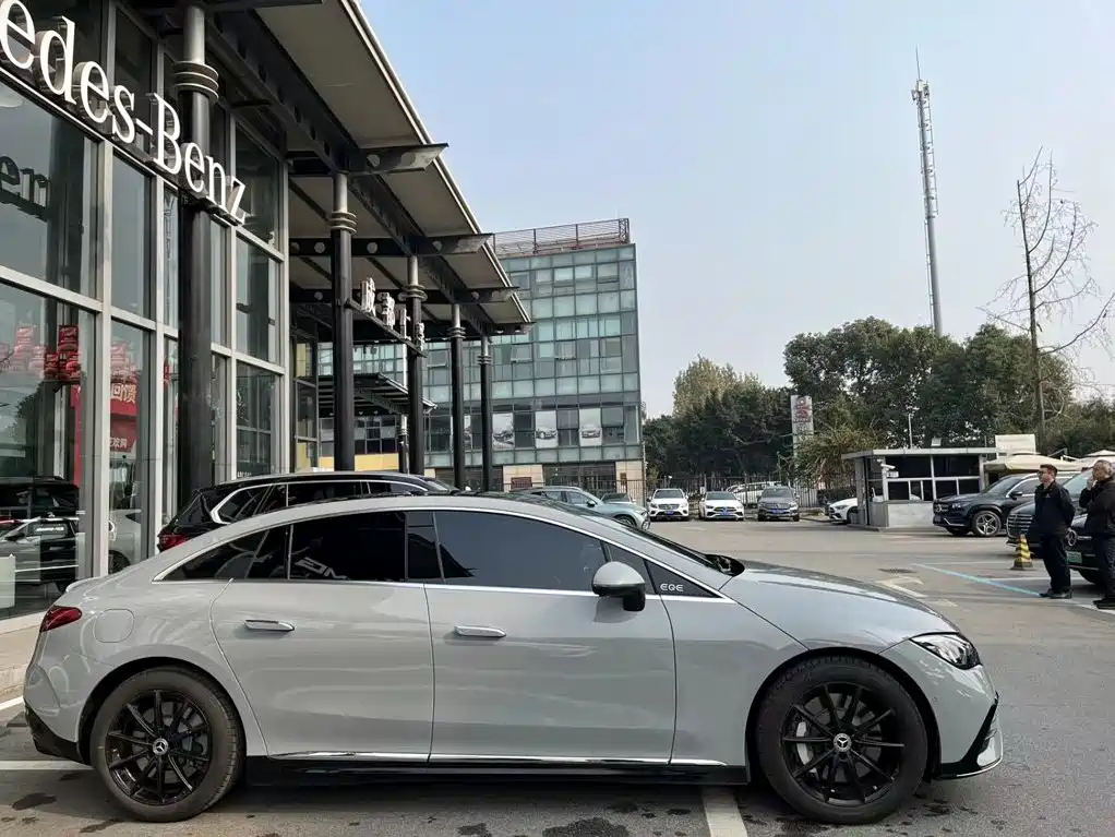 Mercedes-Benz EQE — миниатюра 5