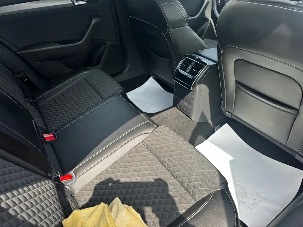 Skoda Superb 2016 TSI330 DSG