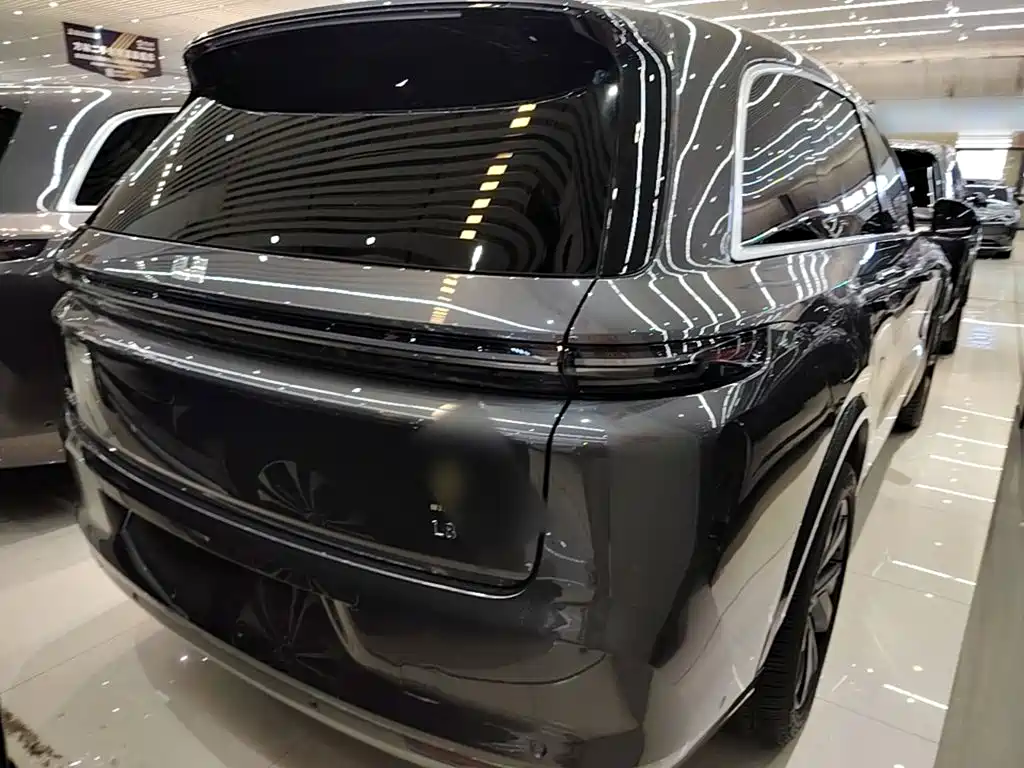 Li Auto L8 2023 Air