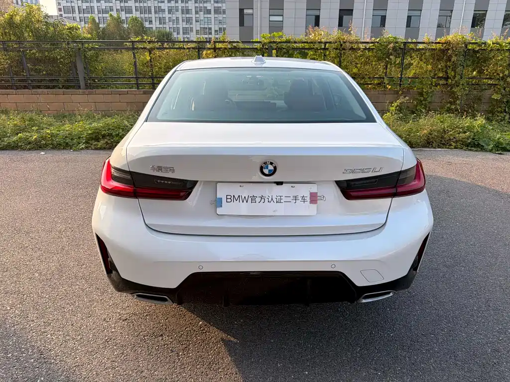 BMW 3 Series — миниатюра 4