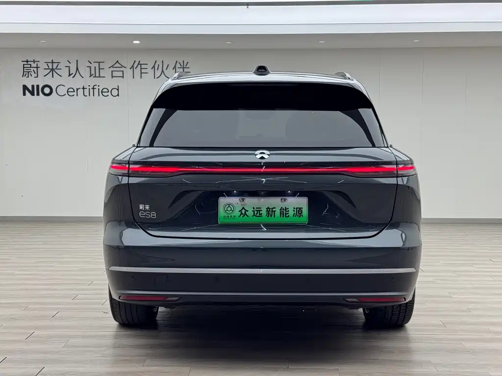 NIO ES8 2024 100kWh