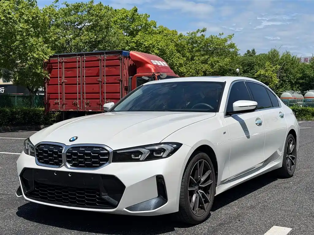 BMW 3 Series 2024