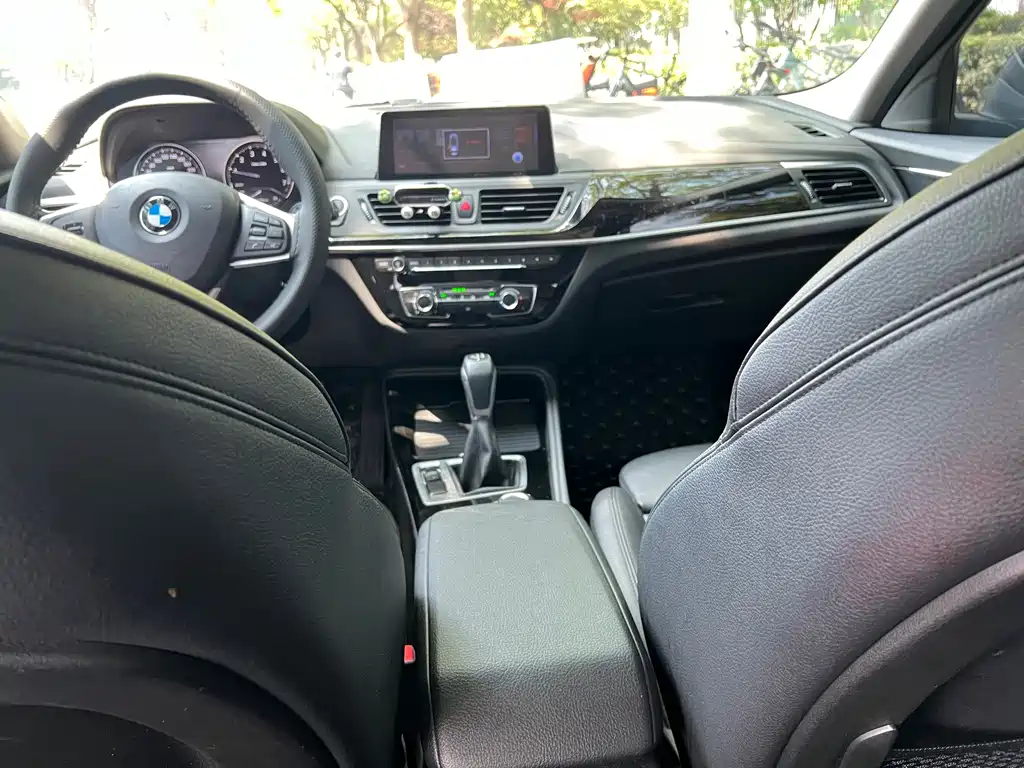 BMW 1 Series — миниатюра 13