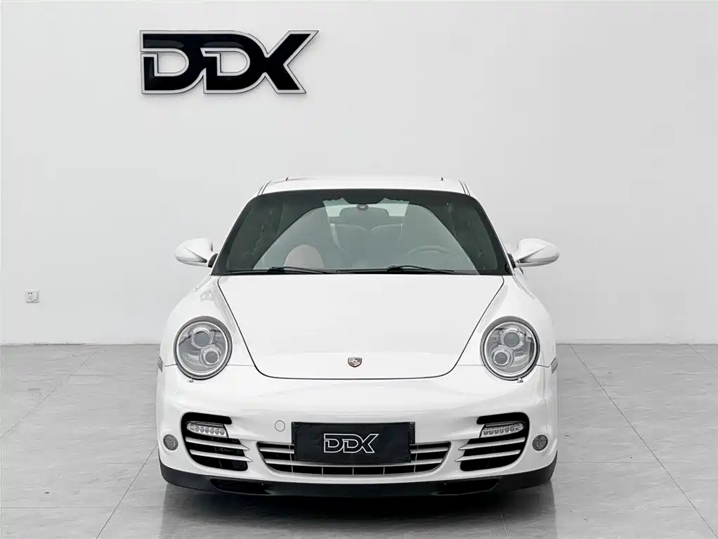 Porsche 911 2010 Turbo S 3.8T