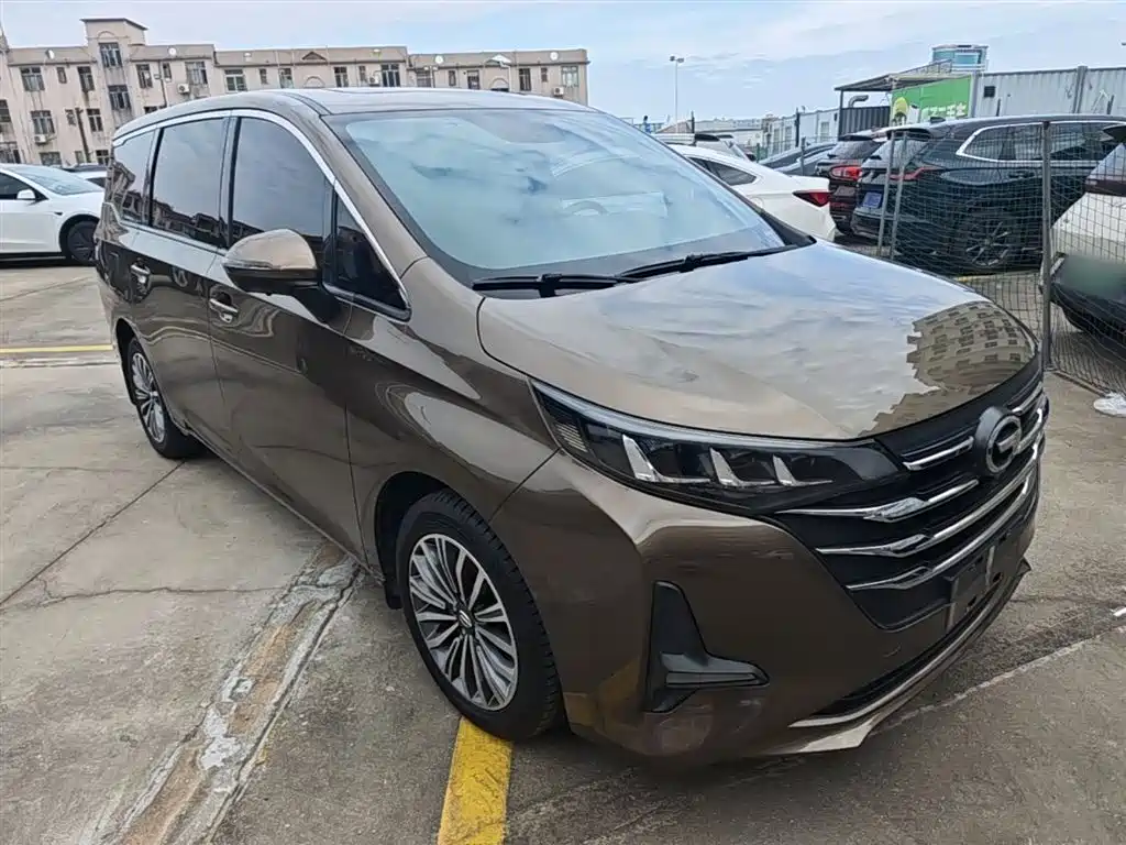 GAC M6 2019 270T AT Luxury （ мест） V