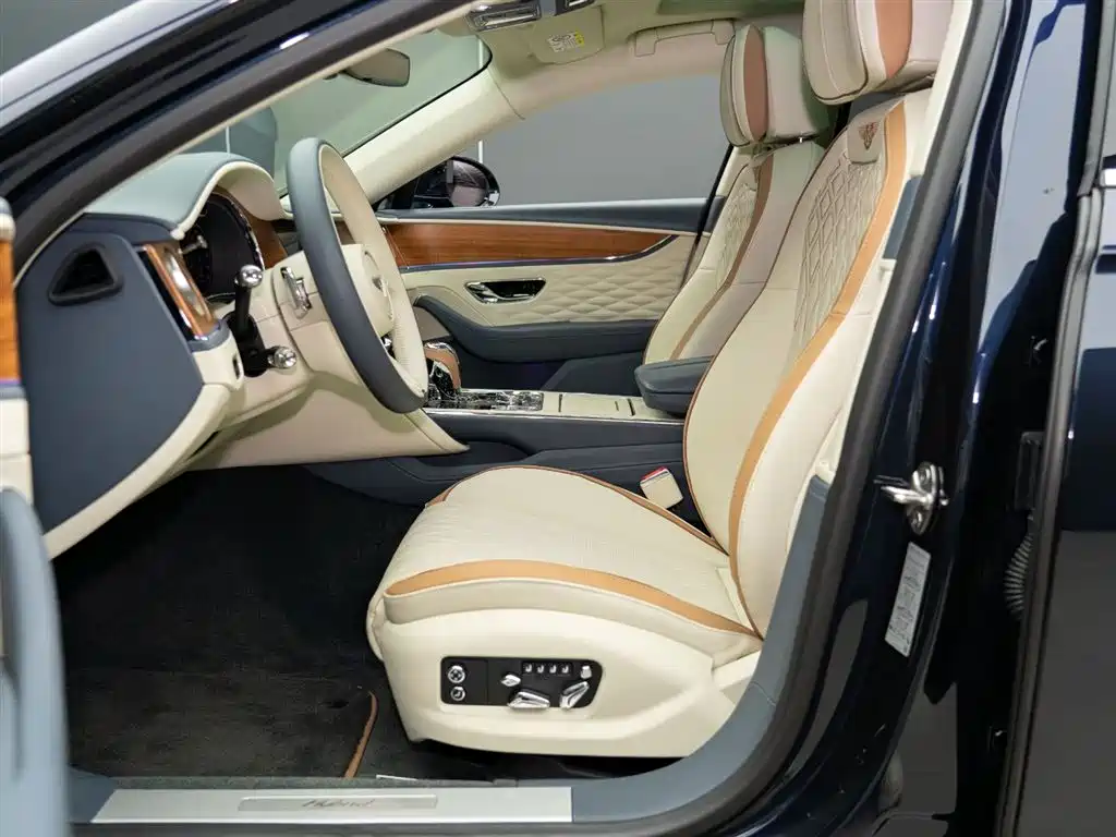 Bentley Flying Spur 2022 2.9T V6 Hybrid Mulliner