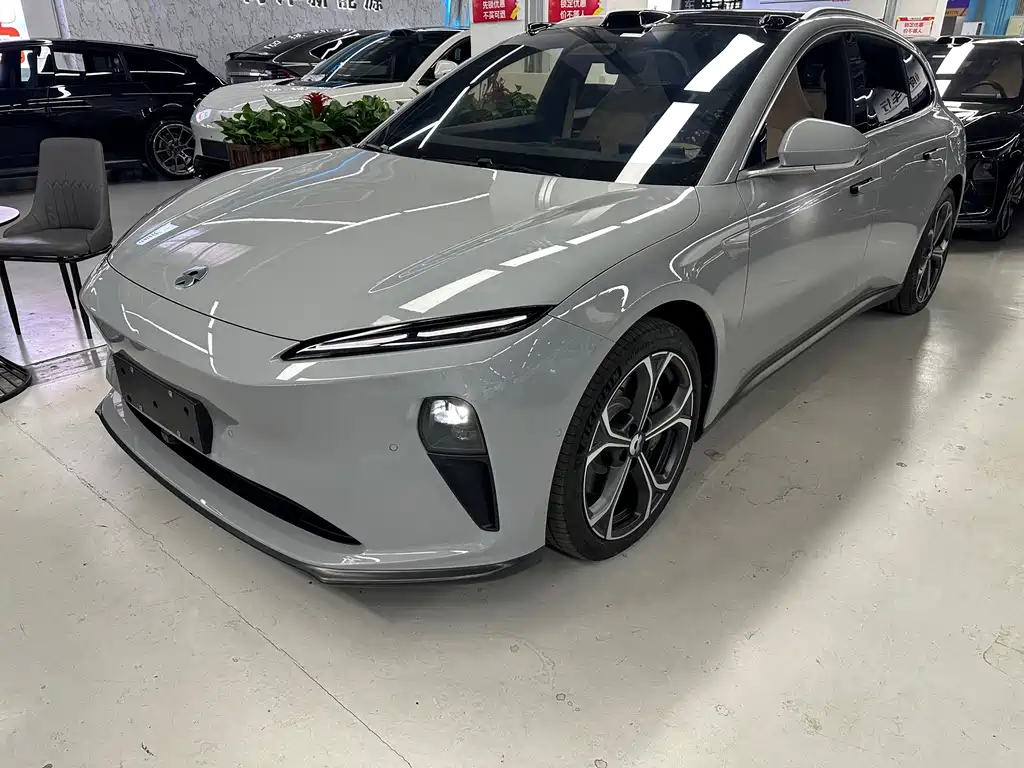 Nio ET5T 2024