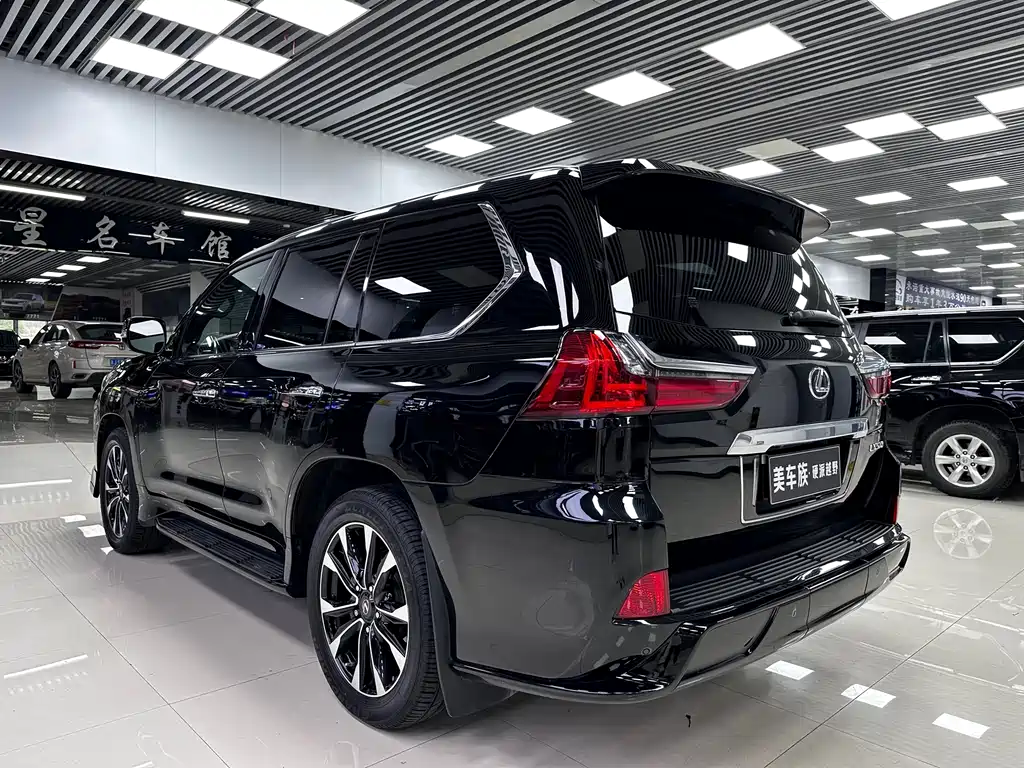 Lexus LX 2020 570