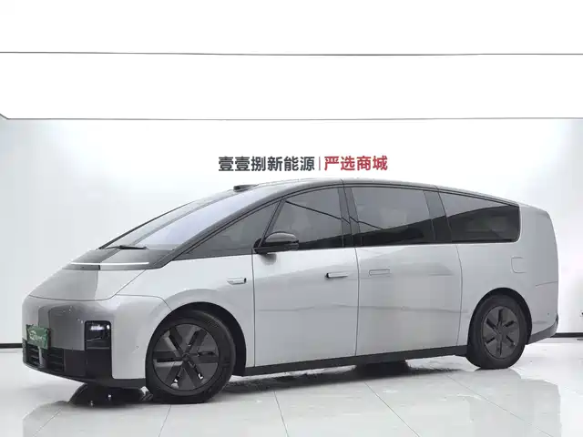 Li Auto MEGA