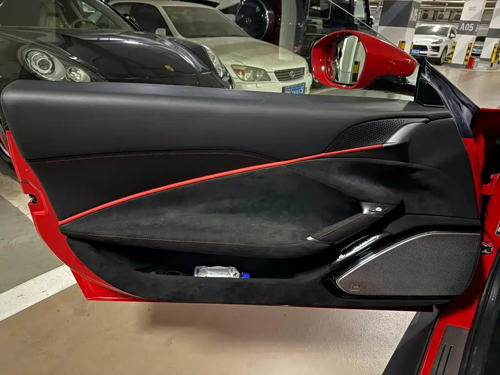 Ferrari Roma — миниатюра 15