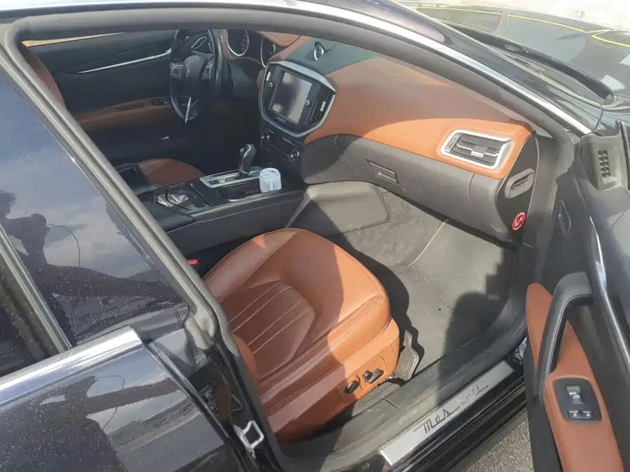 Maserati Ghibli — миниатюра 8