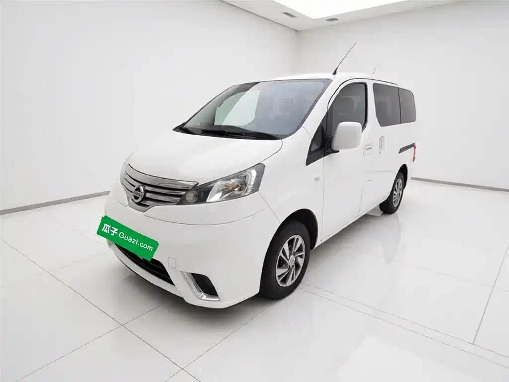 Nissan NV200 2019
