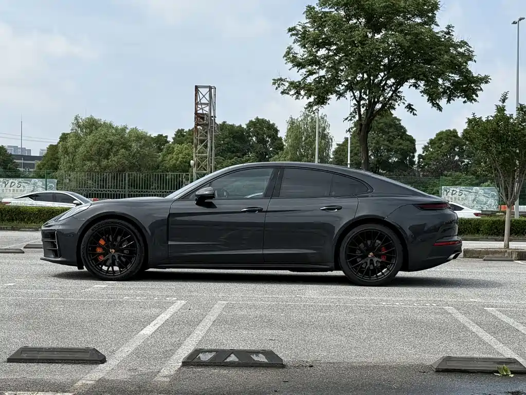 Porsche Panamera — миниатюра 5