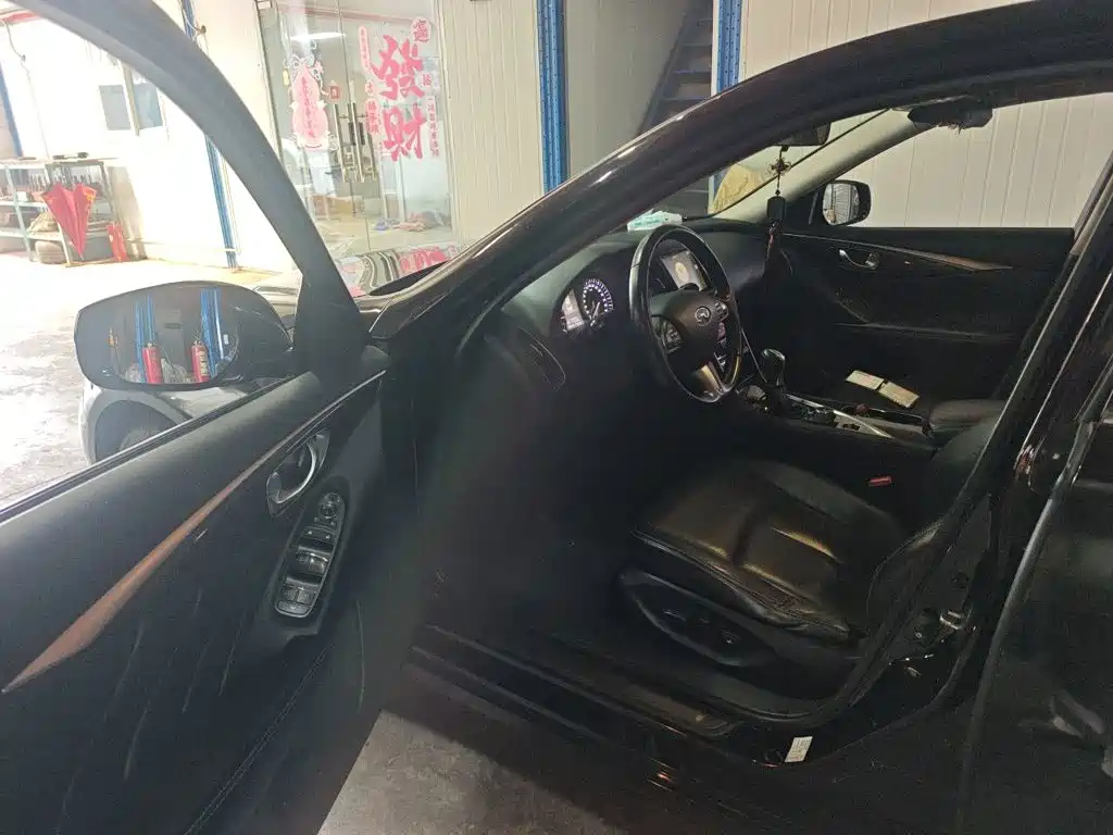 Infiniti Q50 — миниатюра 17